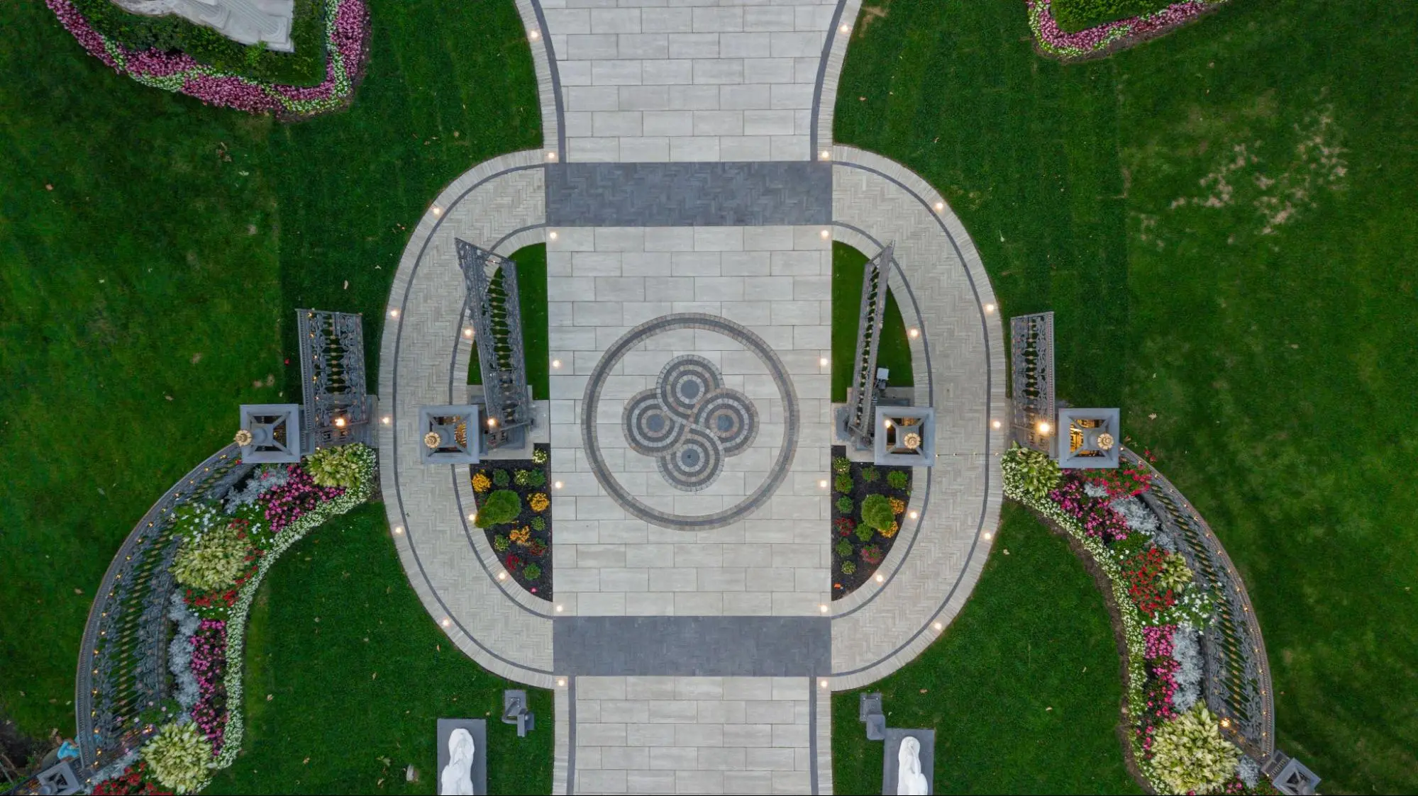 Creating depth through pattern and scale